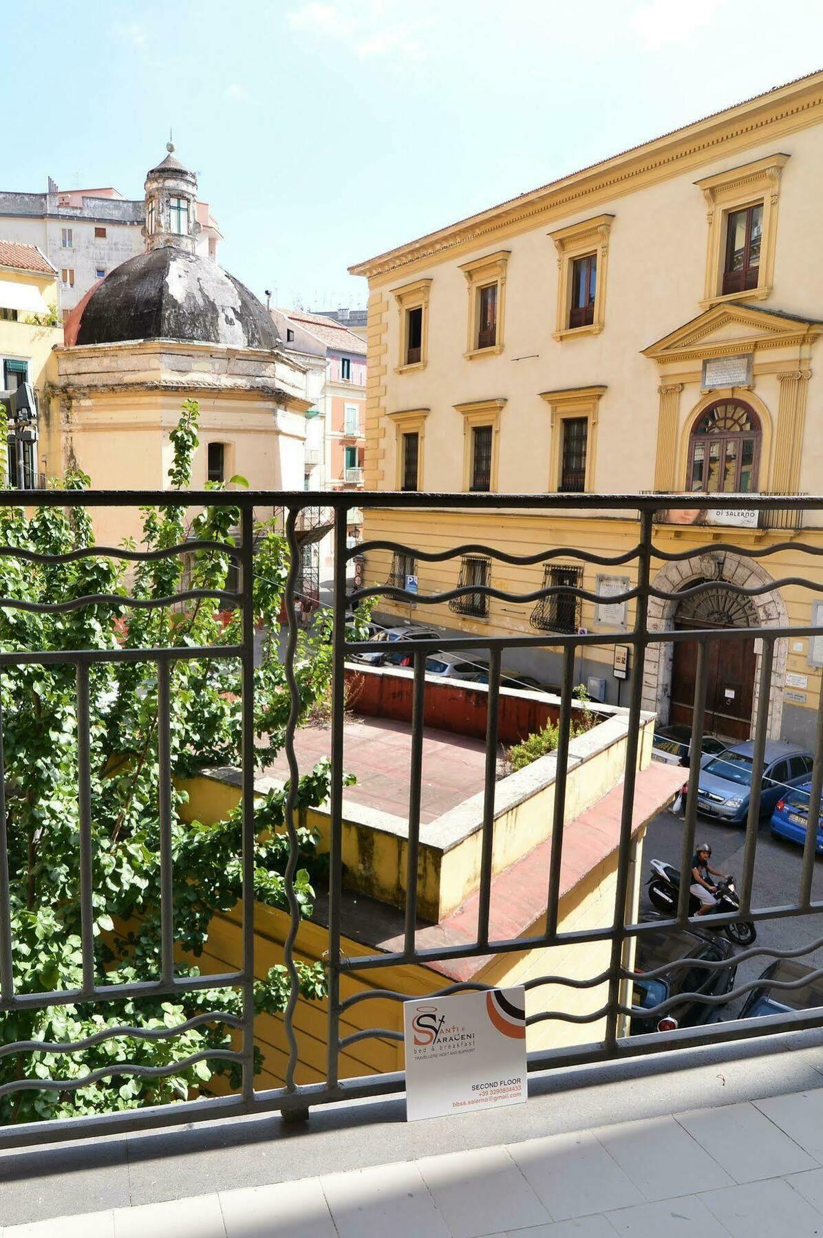 Santi E Saraceni Rooms Salerno Kültér fotó